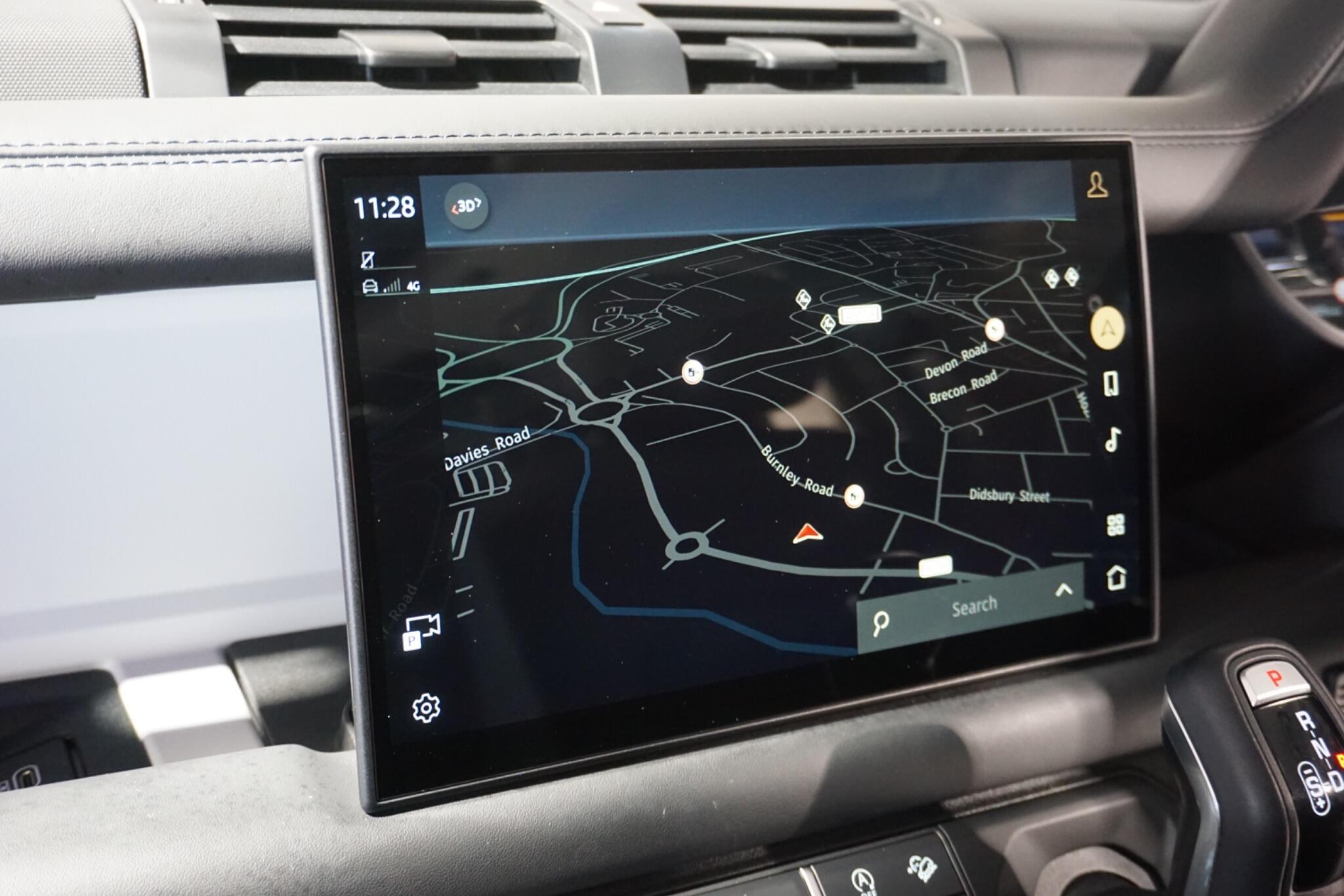 Land Rover Defender 110 3.0 D350 MHEV X-Dynamic HSE SUV 5dr Diesel Auto 4WD Euro 6 (s/s) (350 ps)